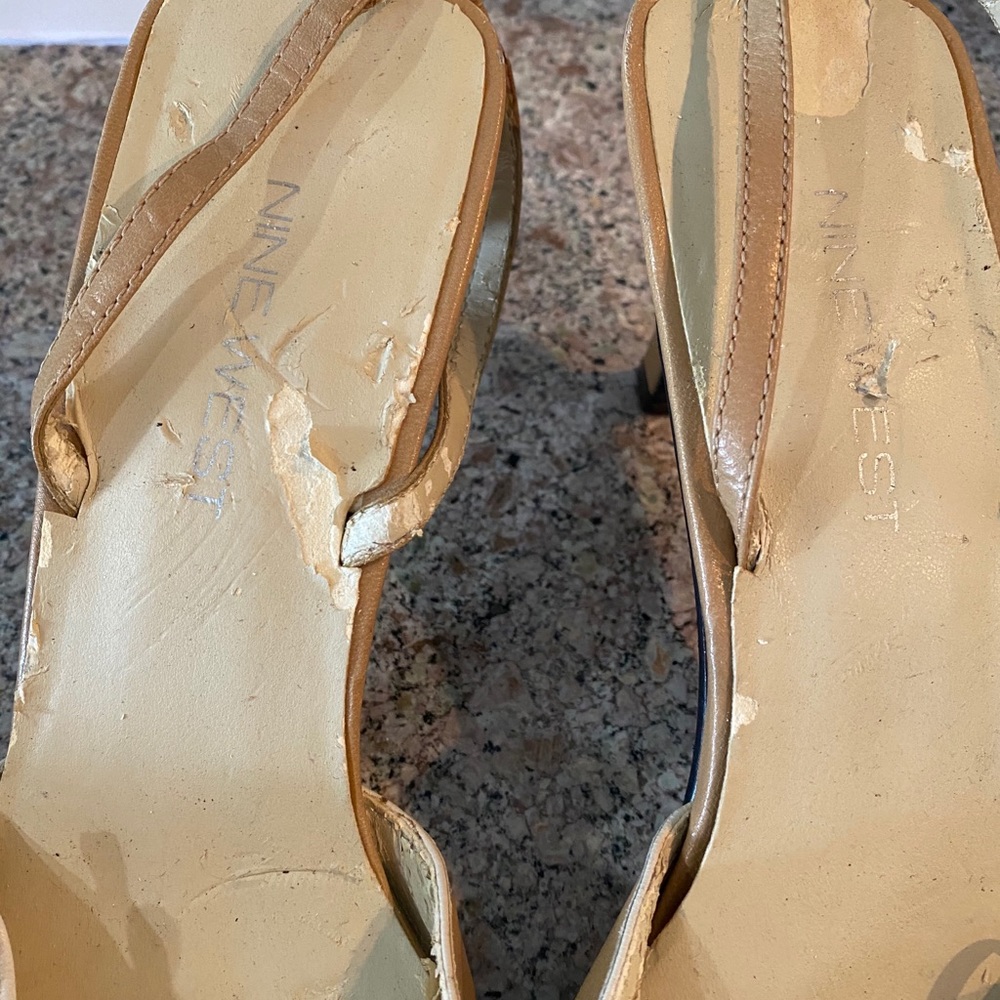 Shoes - Picture 4 of 4